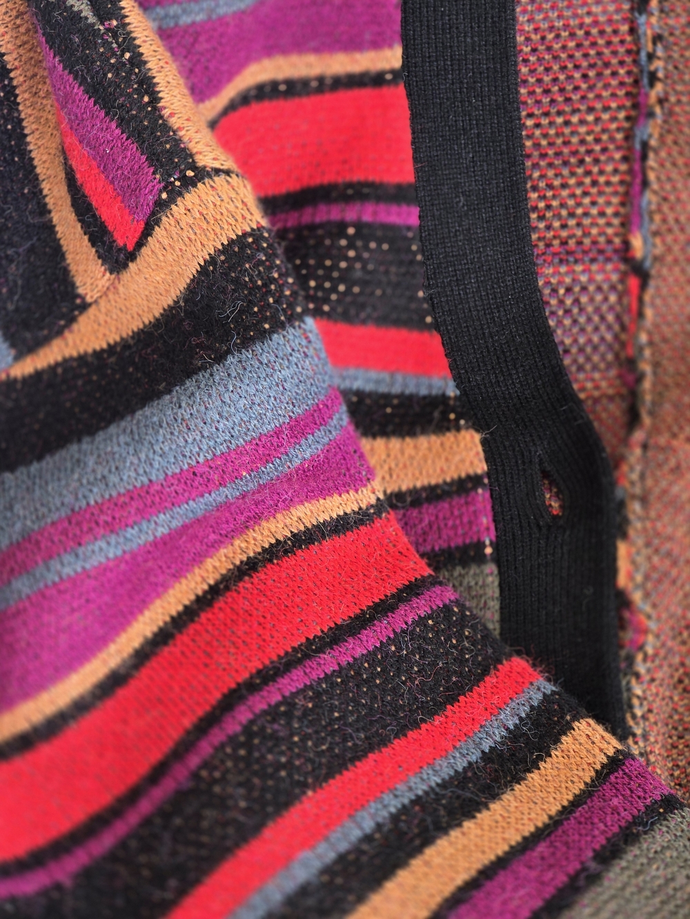 FARM Rio Ballet Stripes Macaw Cropped Cardigan - Picture 4 of 7